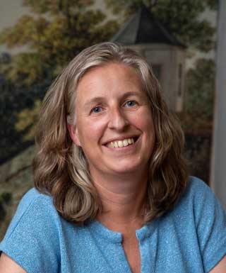 Esther Van Der Linde